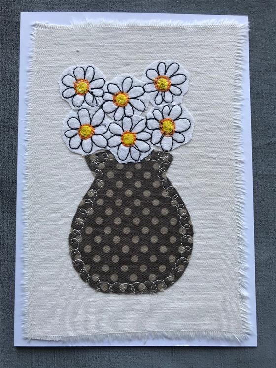 daisies greeting card on cream