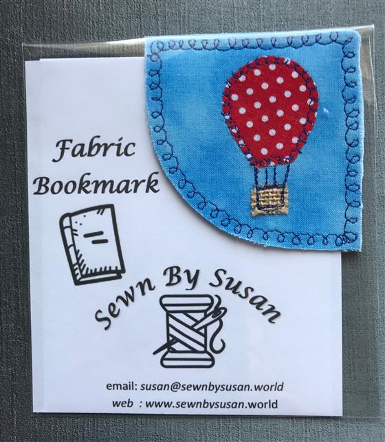 corner bookmark - red hot air balloon on sky blue fabric